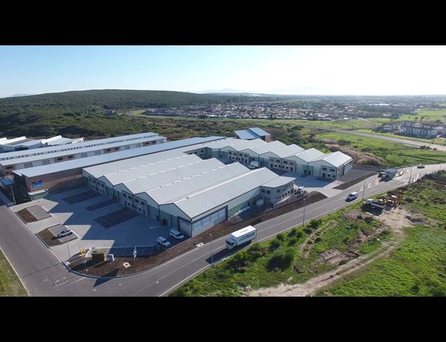 502M² WAREHOUSE TO LET IN FIRGROVE